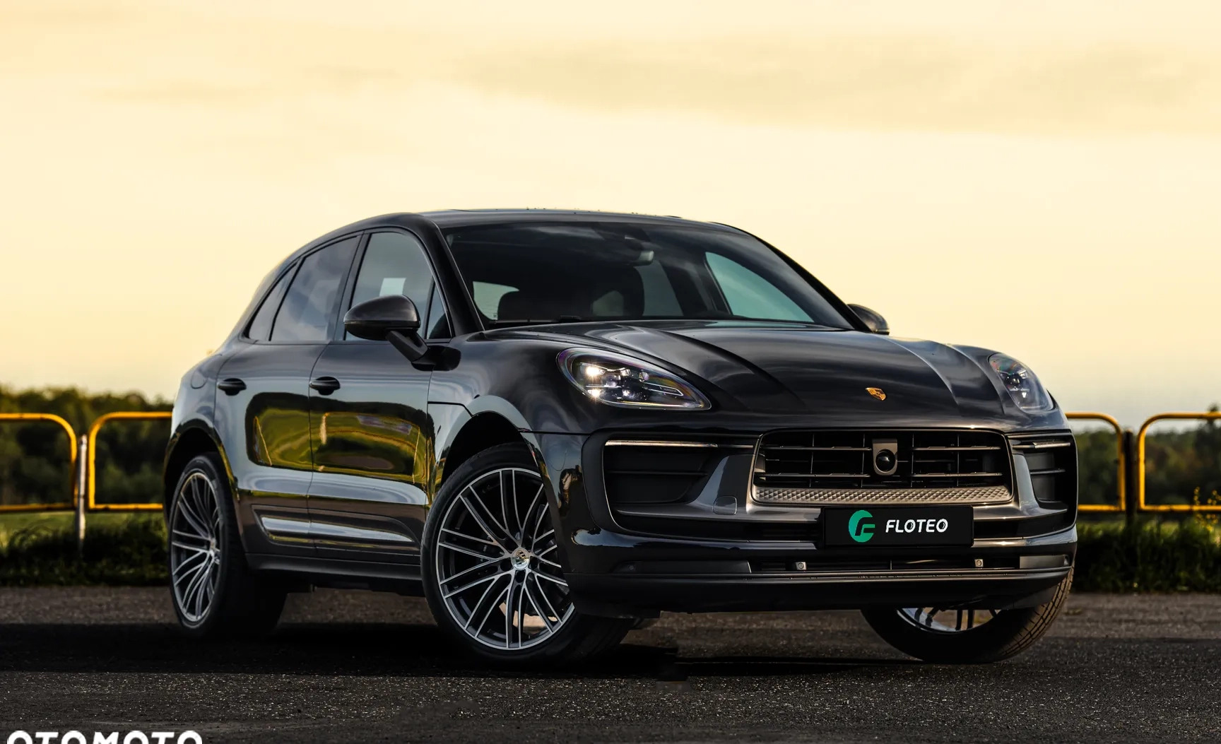 Porsche Macan cena 374396 przebieg: 3, rok produkcji 2024 z Dąbie małe 781